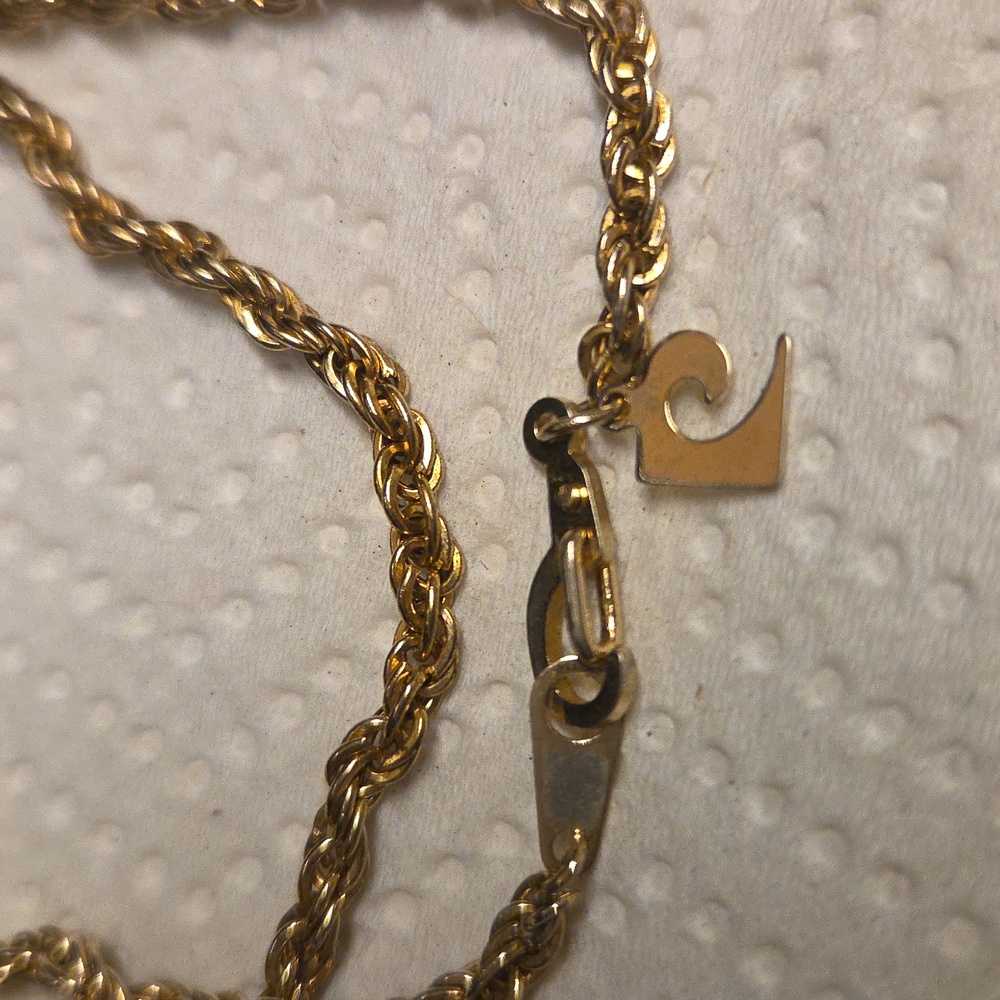 VT/ Pierre Cardin /Gold Tone Rope Chain. - Picture 2 of 3